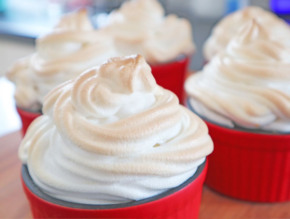 Easy Banana Meringue Pie Recipe – Traditional Homemade Dessert