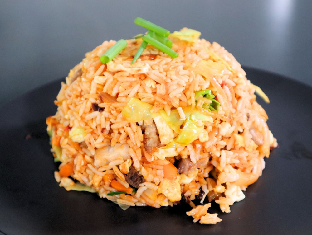 How to Make Authentic Chinese Fried Rice at Home – Easy and Flavorful