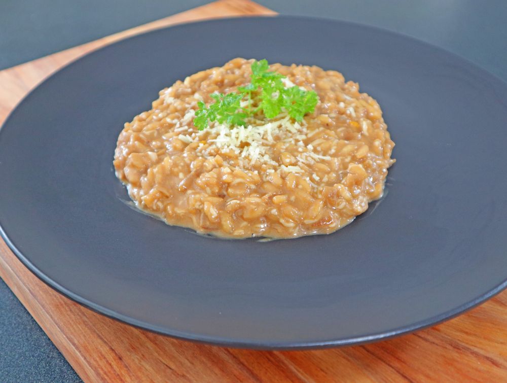 Creamy Champagne Risotto with Parmesan (Easy & Elegant Recipe)