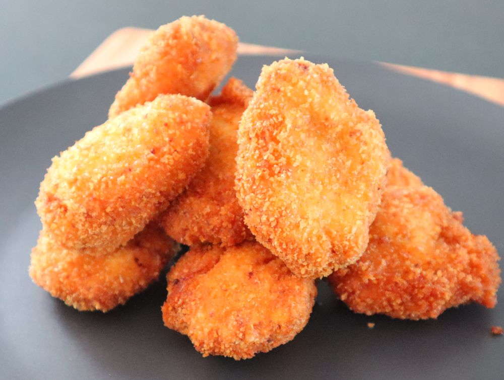 Homemade Chicken Nuggets with Cream Cheese (Easy & Crispy)